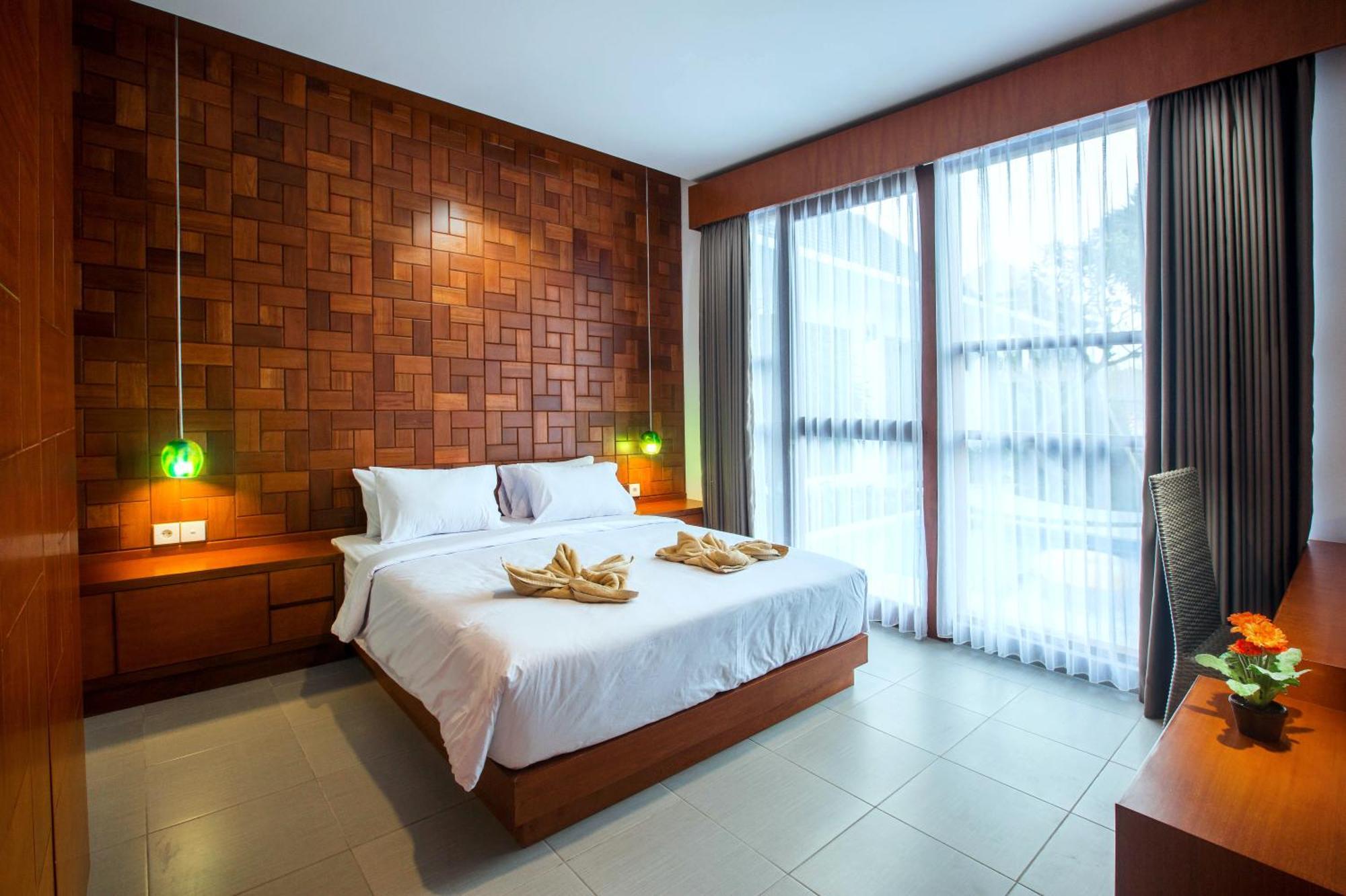 Pudak Sari Unizou Hostel Kuta (Bali)